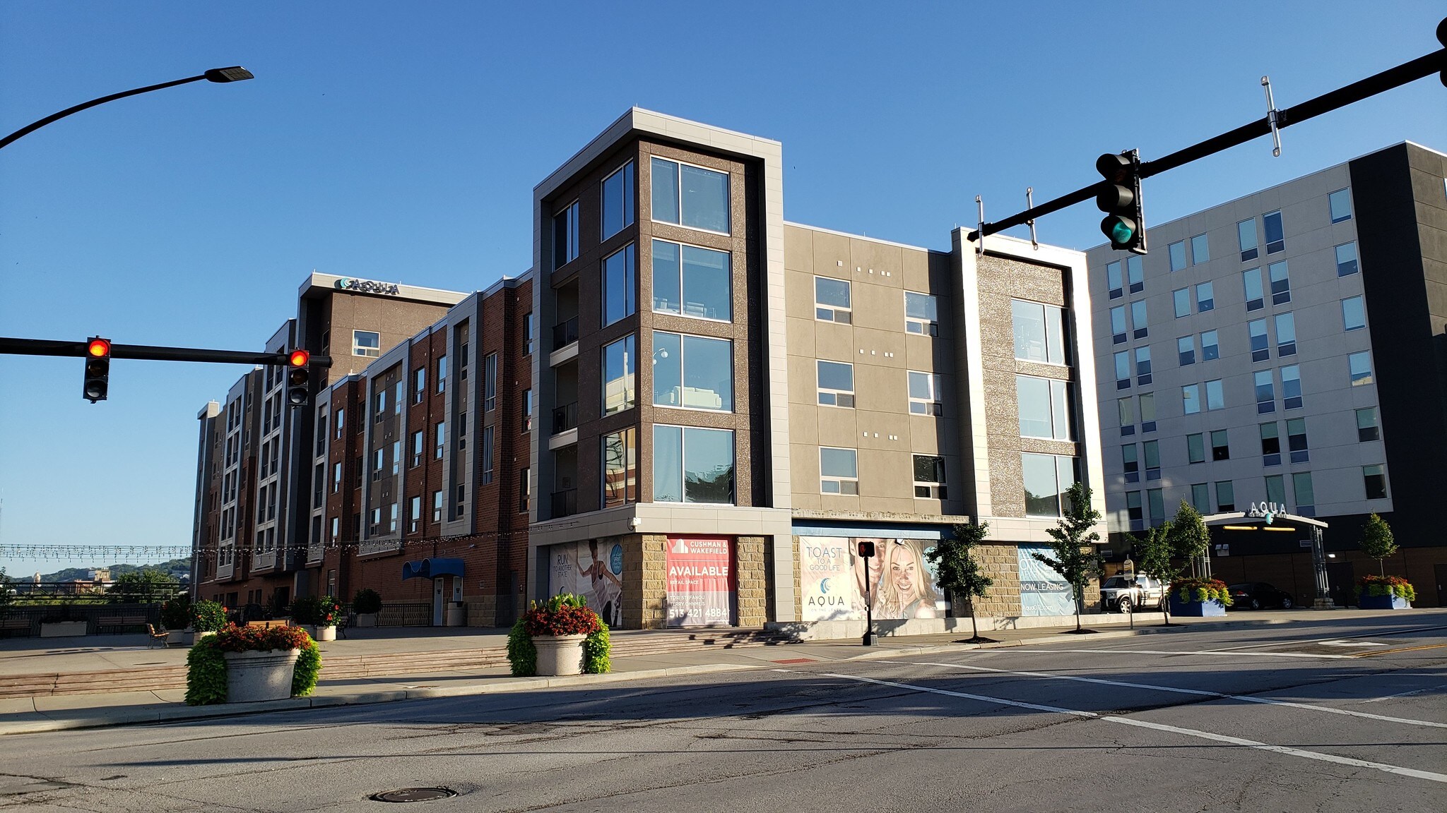 100 Aqua Way, Newport, KY 41071 Aqua On The Levee