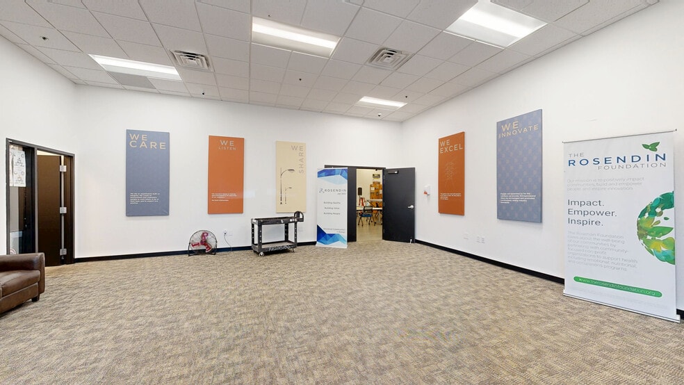 1315 W Drivers Way, Tempe, AZ for lease - Matterport 3D Scan - Image 2 of 20