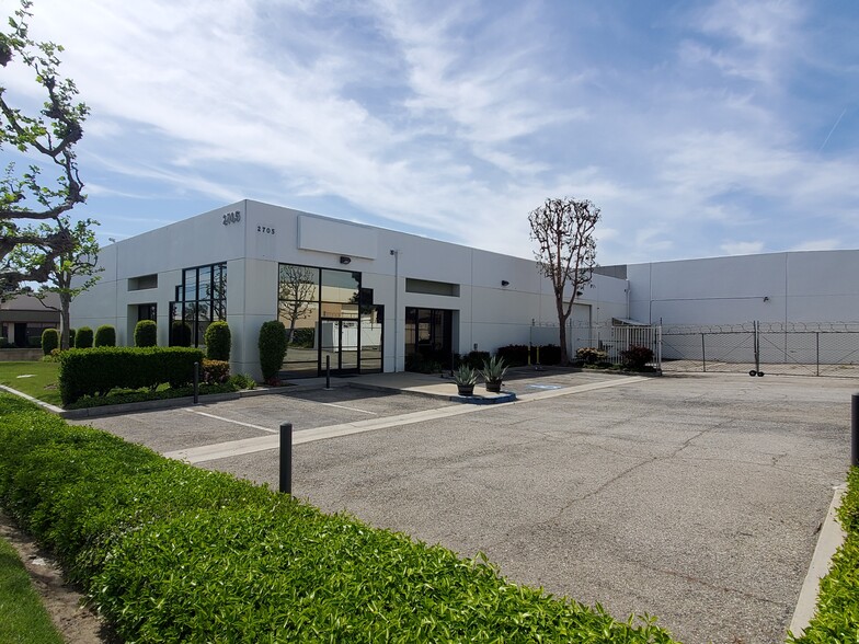 2705 Pomona Blvd, Pomona, CA for sale - Building Photo - Image 1 of 1