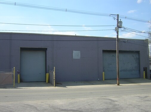 114 Valley St, East Providence, RI for sale - Building Photo - Image 1 of 1