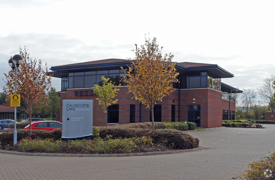 51-70 Caldecotte Lake Dr, Milton Keynes for lease - Building Photo - Image 2 of 4