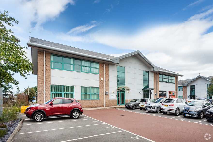 Edward Ct, Altrincham for lease - Primary Photo - Image 1 of 1