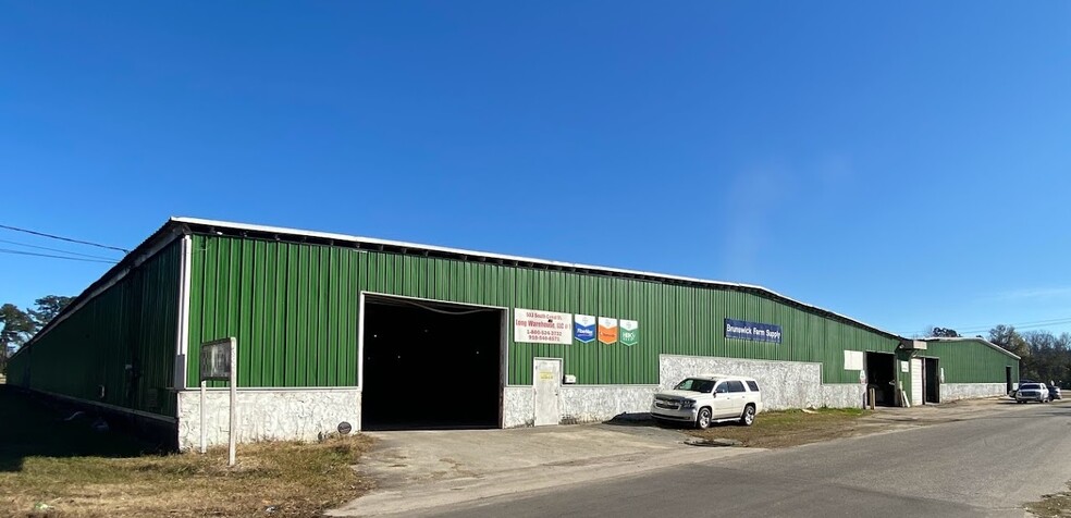 503 S Canal St, Whiteville, NC for lease - Building Photo - Image 3 of 9