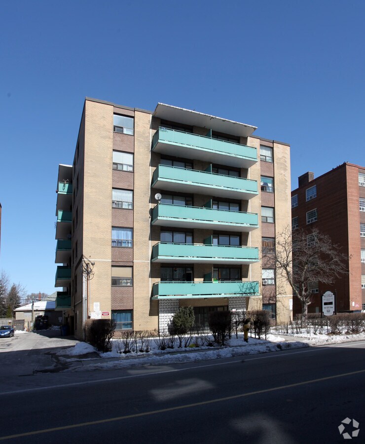 246 Cosburn Ave, Toronto, ON M4C 2E9