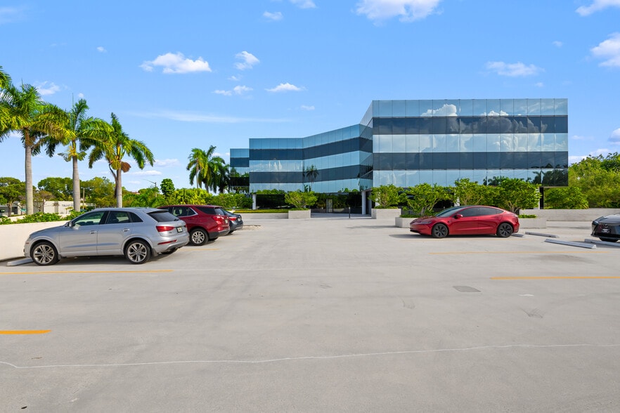 4800 N Federal Hwy, Boca Raton, FL for sale - Building Photo - Image 3 of 18