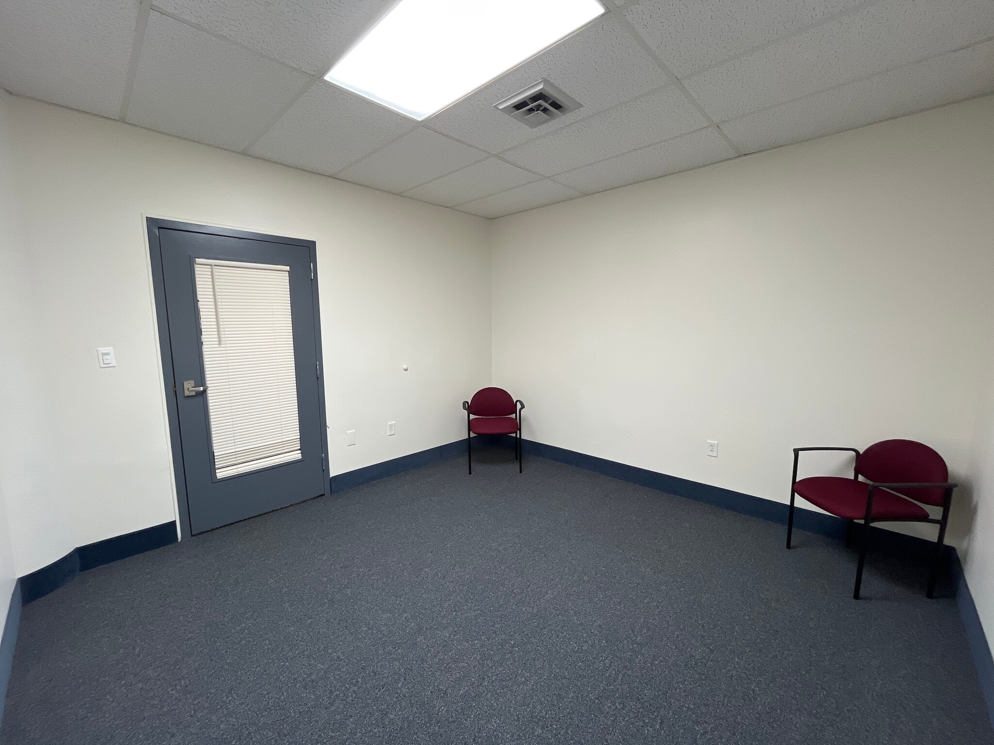 900 Granby St, Norfolk, VA for lease Interior Photo- Image 1 of 6