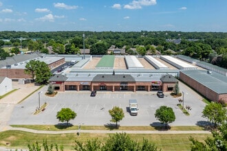 10133-10149 Riverside Pky, Tulsa, OK - AERIAL map view