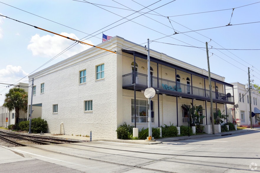 1213 E 6th Ave, Tampa, FL for lease - Primary Photo - Image 1 of 2