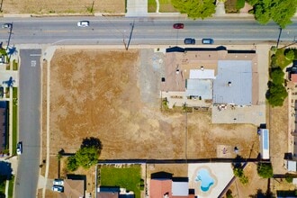 6979 Palm Ave, Highland, CA - AERIAL  map view