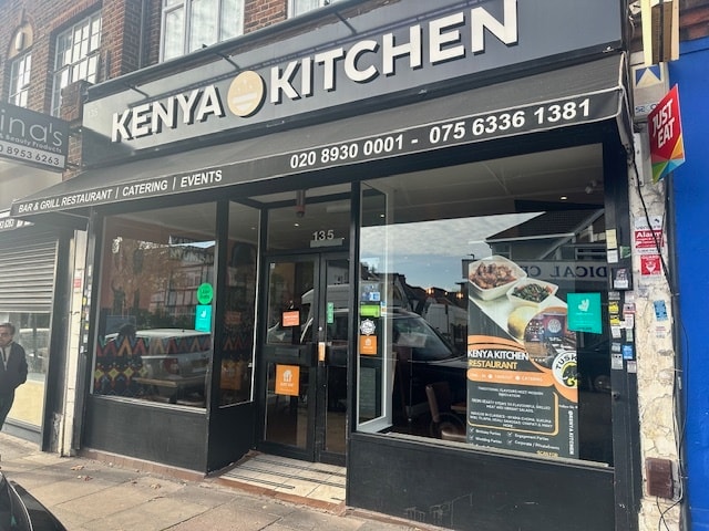 135 Deans Ln, Edgware for sale Building Photo- Image 1 of 1