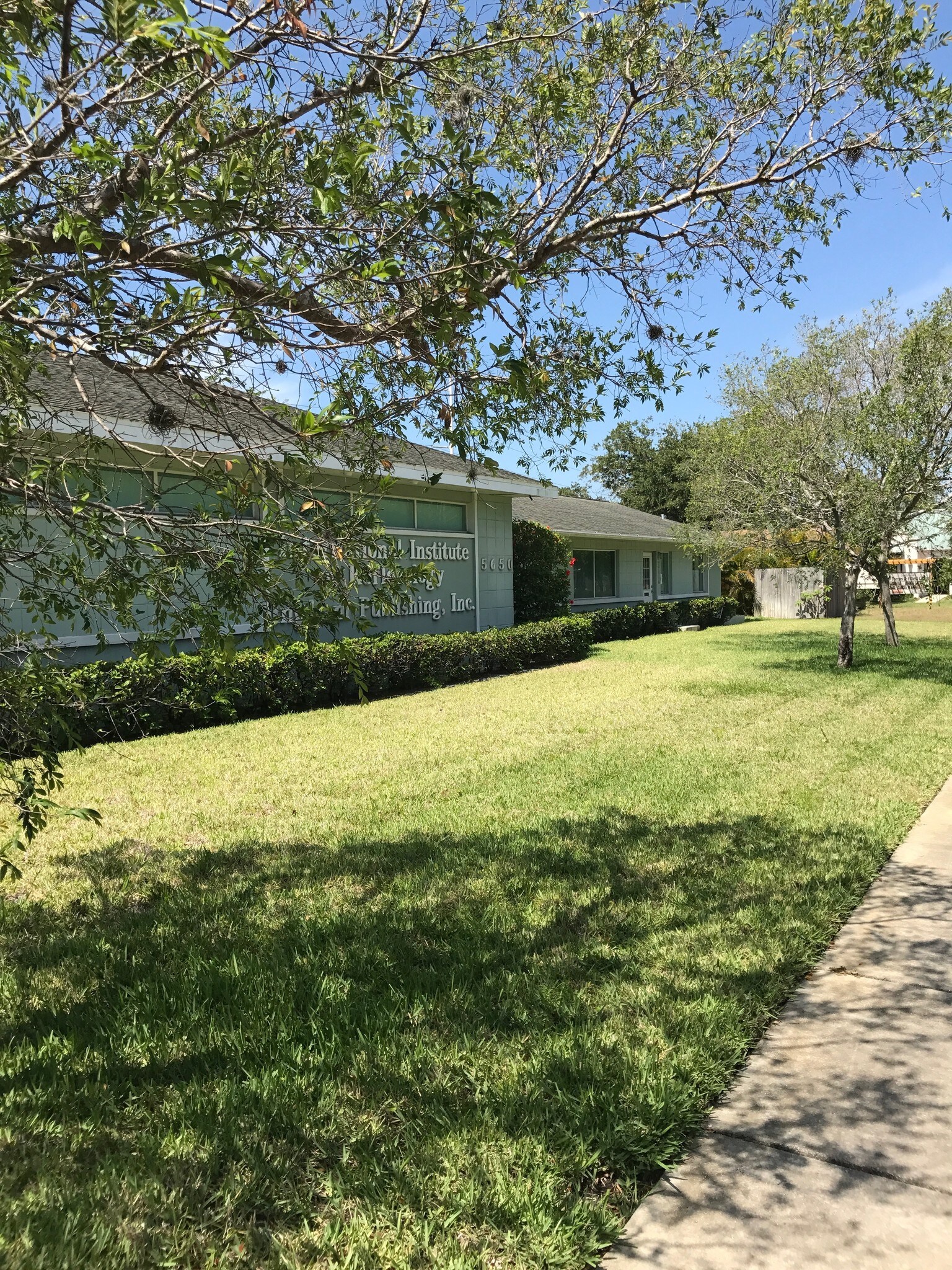 5650 1st Ave N, Saint Petersburg, FL for sale Building Photo- Image 1 of 1