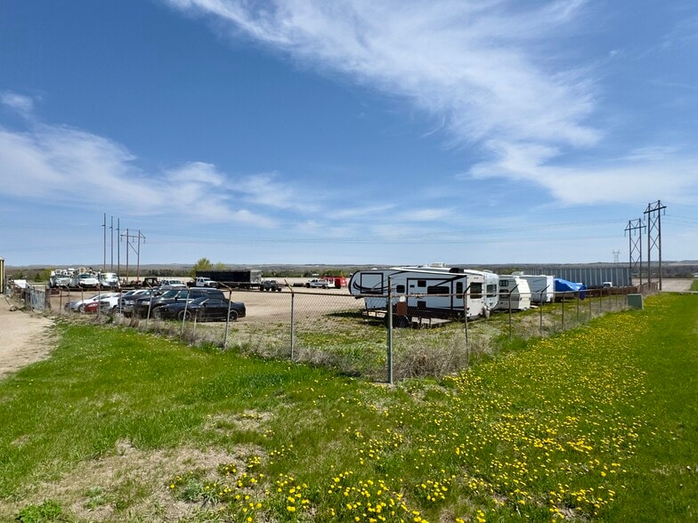 2107 37th St, Mandan, ND for sale - Building Photo - Image 2 of 9