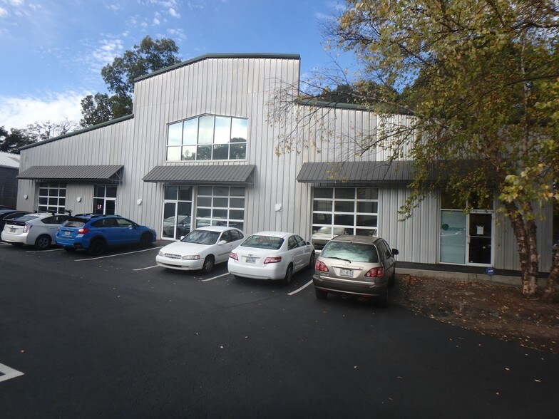 739 Trabert Ave, Atlanta, GA for sale - Building Photo - Image 1 of 1