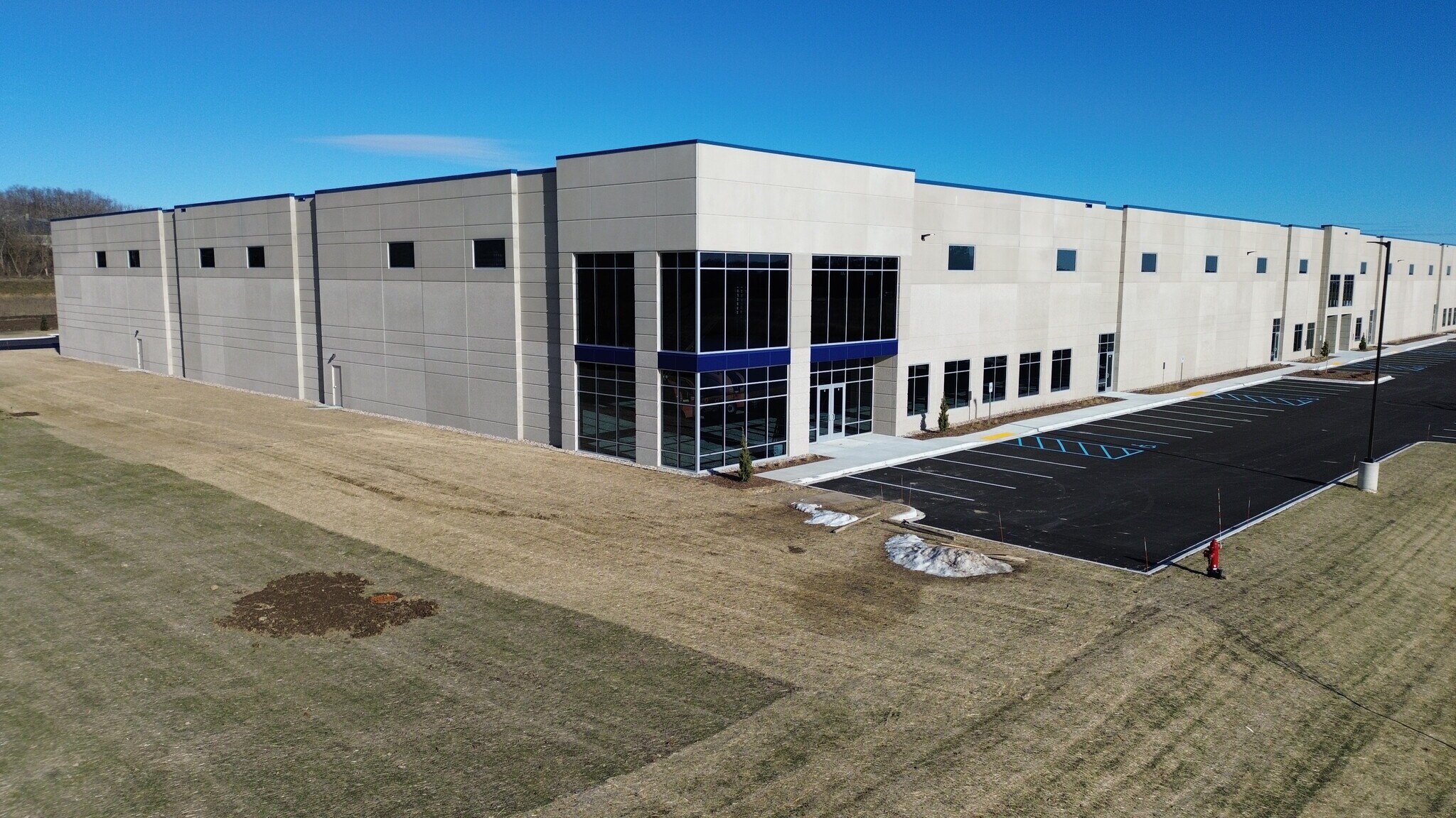 N53W25374 Highlands Court, Sussex, WI for lease Building Photo- Image 1 of 4