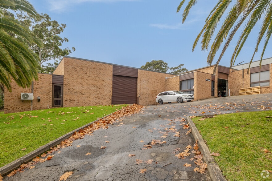 17 Tepko Rd, Terrey Hills for sale - Primary Photo - Image 1 of 9