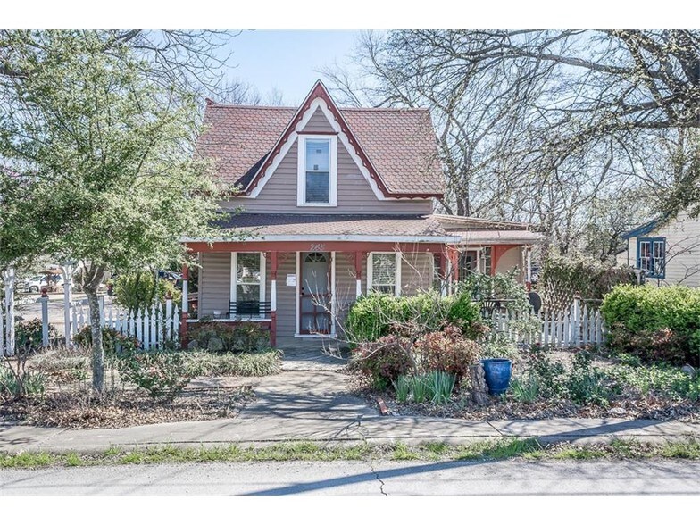 245 W Van Alstyne Pky, Van Alstyne, TX, 75495 Hospitality Property