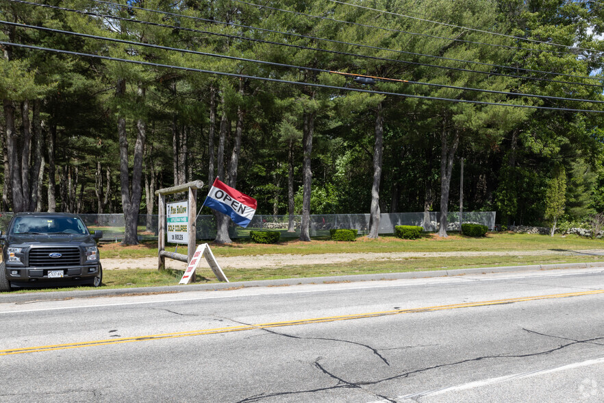 1484 Main St, Sanford, ME for sale - Primary Photo - Image 1 of 1