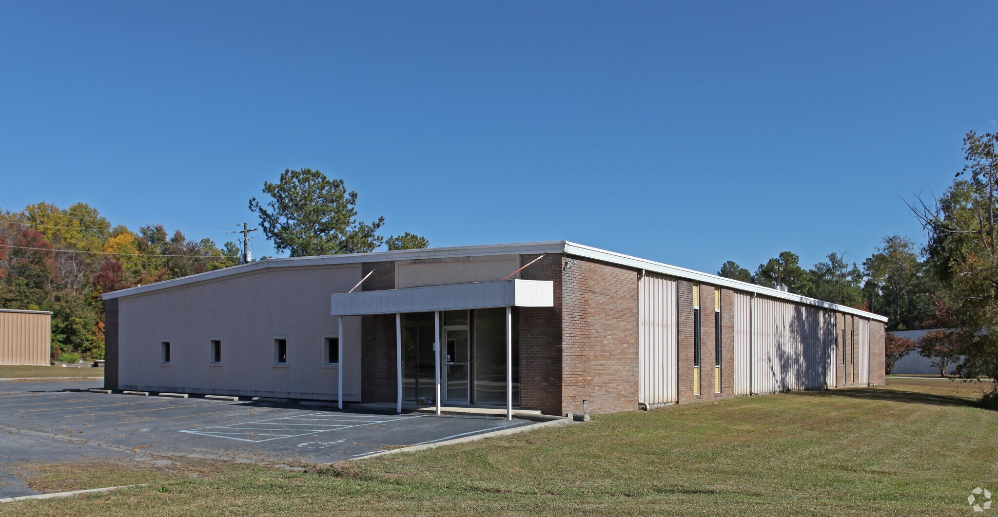 2115 Commerce Dr, Cayce, SC for sale Primary Photo- Image 1 of 1