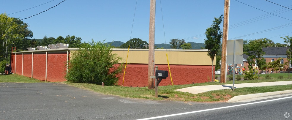 6113 Boonsboro Rd, Lynchburg, VA for sale - Building Photo - Image 2 of 6