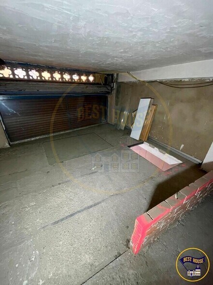 Multifamily in Cuenca, Cuenca for sale - Building Photo - Image 2 of 2