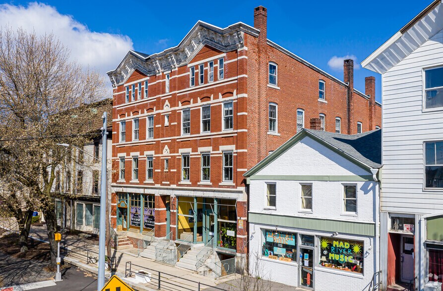 64-68 Main St, Winsted, CT for sale - Building Photo - Image 1 of 1