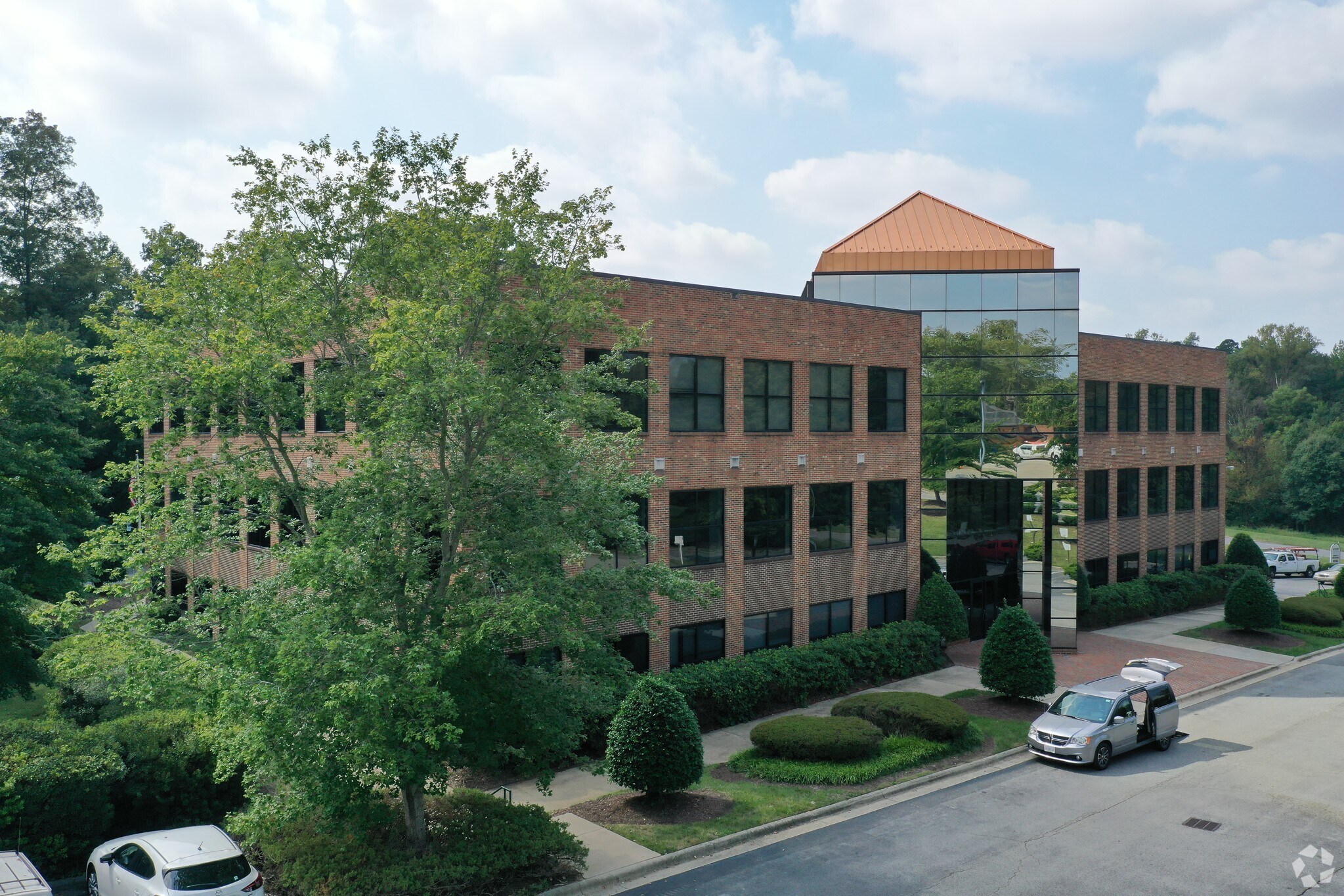 3515 W Market St, Greensboro, NC for sale Primary Photo- Image 1 of 1