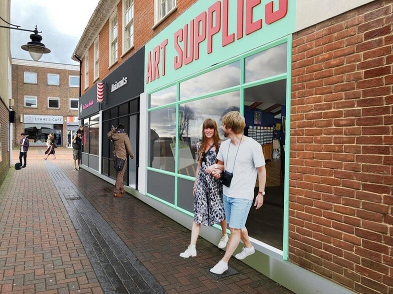 66-66A Church Walk, Burgess Hill for lease - Building Photo - Image 3 of 8