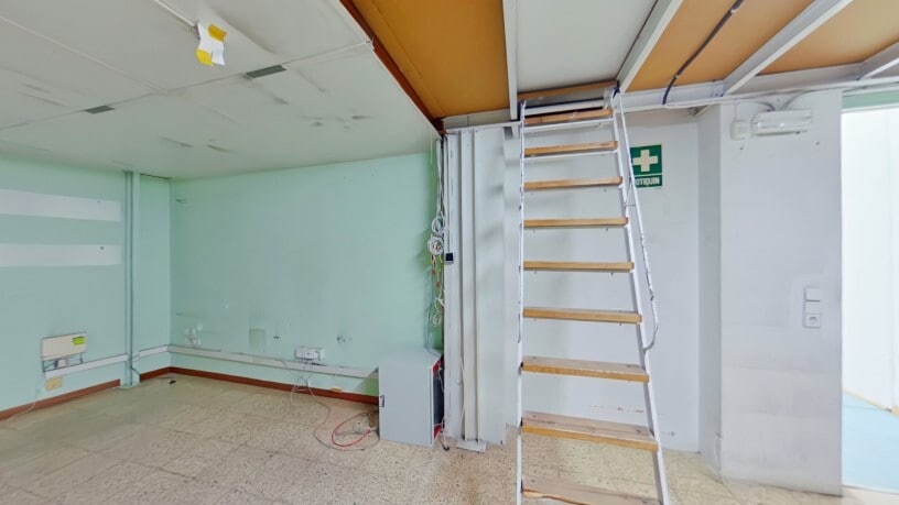 Lleida, LER 25002 -  -  - Interior Photo - Image 1 of 31