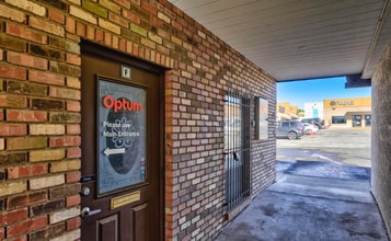 1151 W Iron Springs Rd, Prescott, AZ for lease Interior Photo- Image 2 of 7