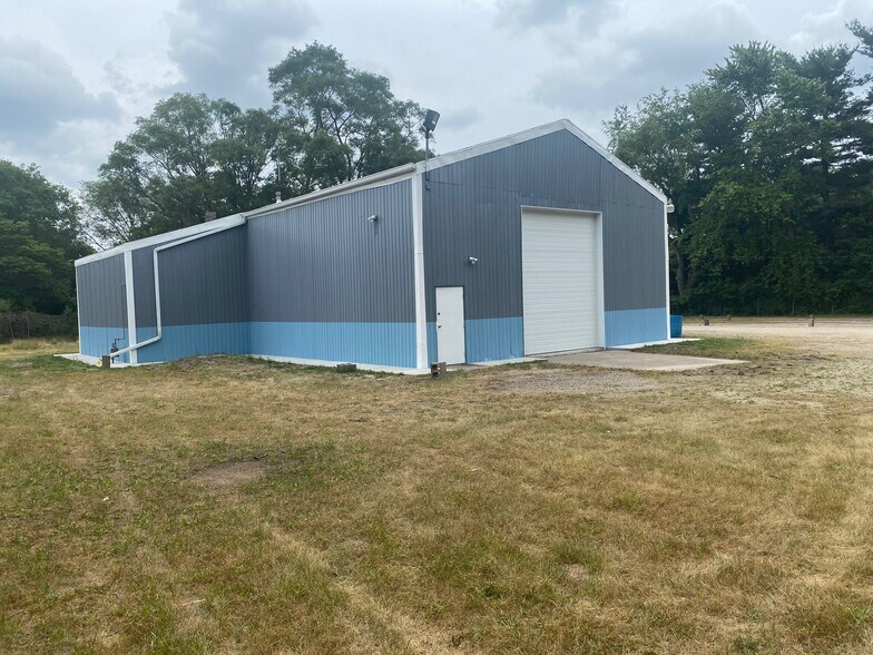 55200 Pine Rd, South Bend, IN for sale - Building Photo - Image 1 of 1