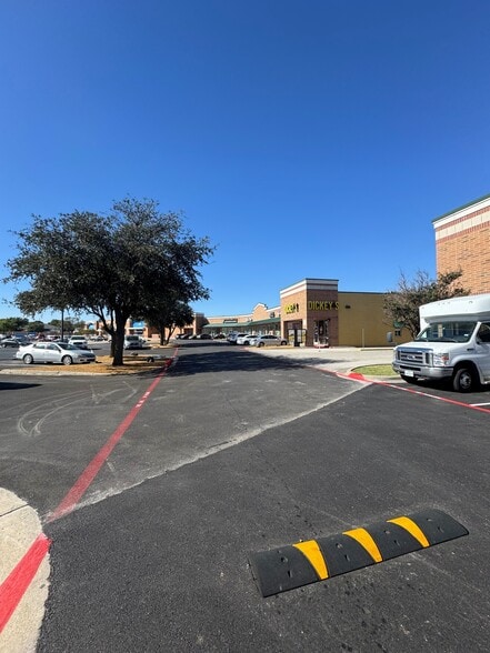 1515 Justin Rd, Lewisville, TX for lease - Building Photo - Image 3 of 12