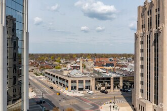 1 N Main St, Mount Clemens, MI - Aerial map view