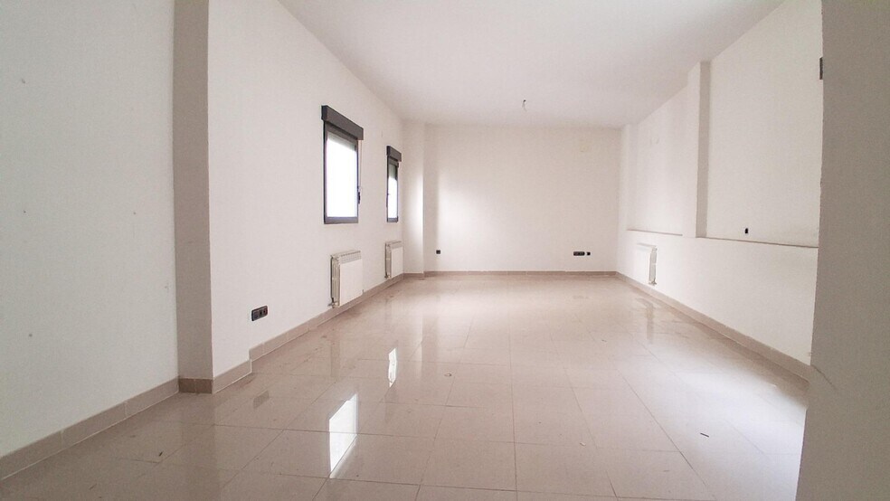 Office in Béjar for sale - Building Photo - Image 3 of 15