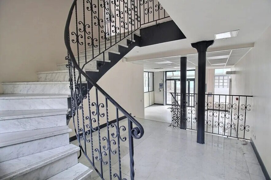 48 Rue D'Alesia, Paris for lease - Interior Photo - Image 3 of 10