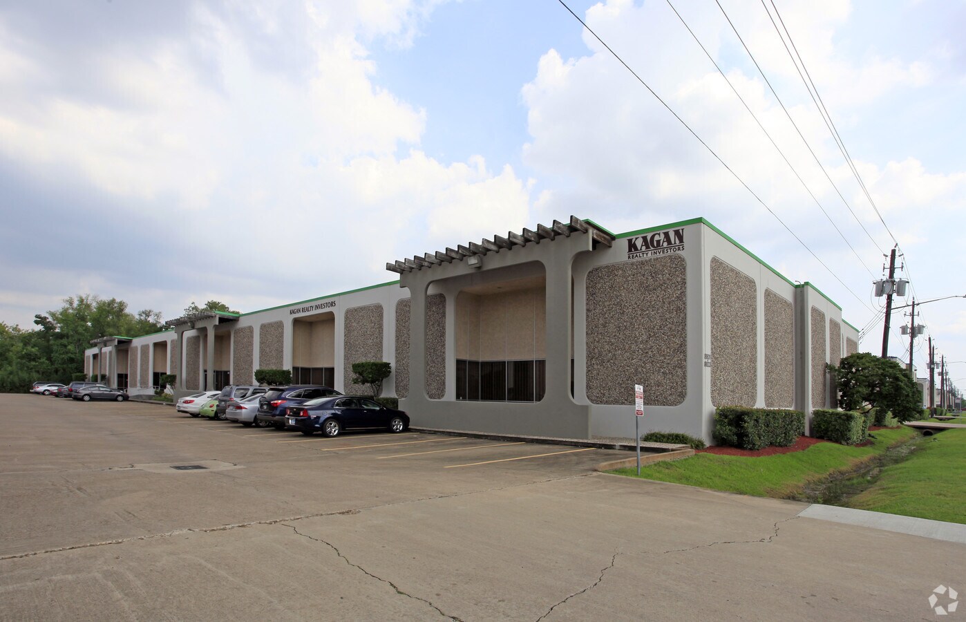 88018821 Knight Rd, Houston, TX 77054