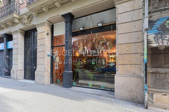 Retail in Barcelona, Barcelona for lease Interior Photo- Image 1 of 14