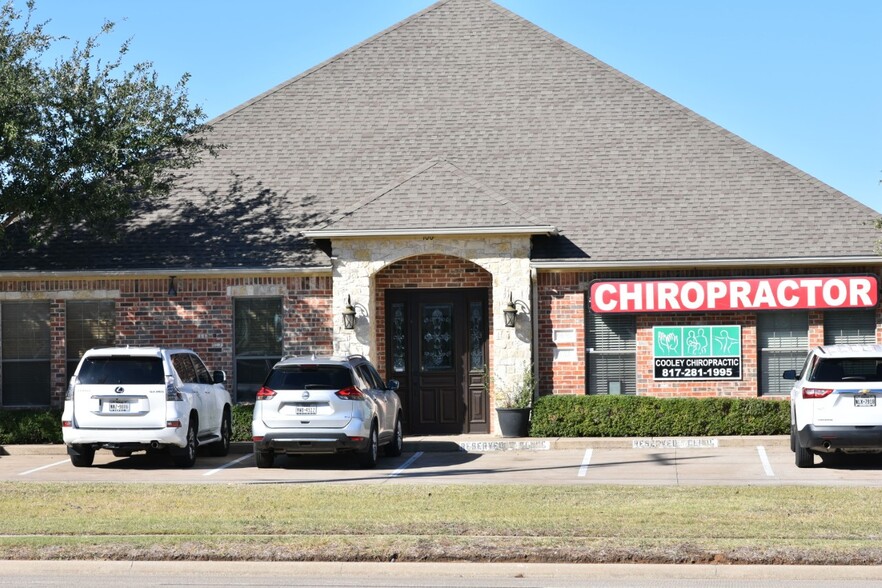 6605 Precinct Line Rd, North Richland Hills, TX for lease - Building Photo - Image 2 of 10