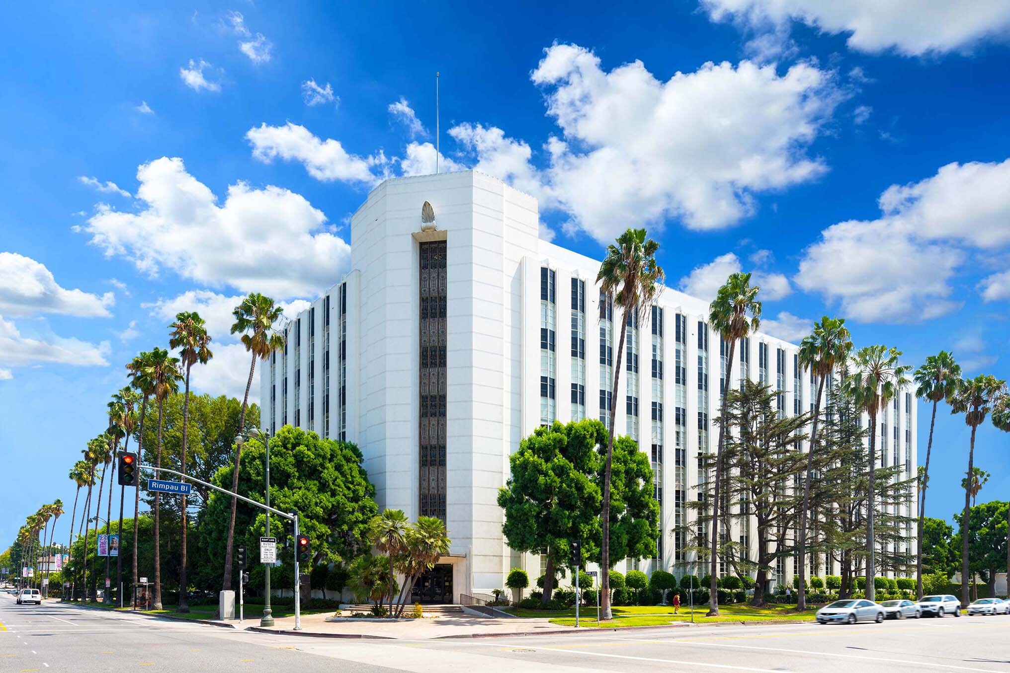 4680 Wilshire Blvd, Los Angeles, CA for sale Building Photo- Image 1 of 11