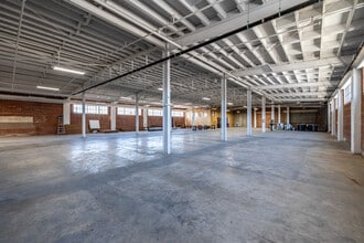 1919 Peralta St, Oakland, CA for lease Interior Photo- Image 2 of 4