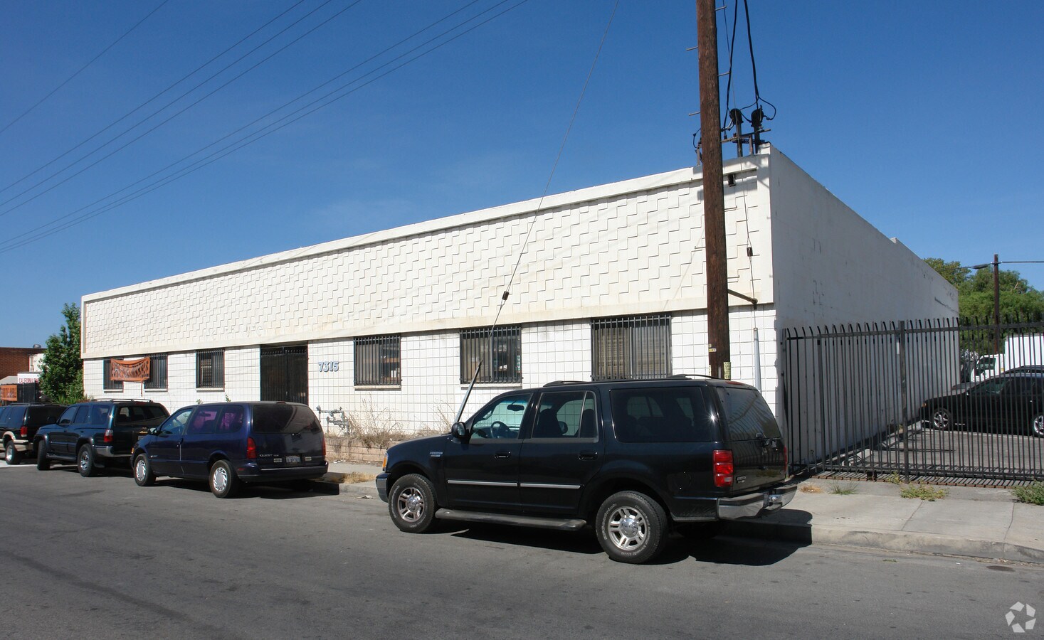 7315 Greenbush Ave, North Hollywood, CA 91605