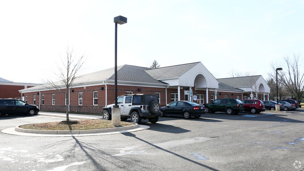 8255 E Main St, Marshall, VA for sale - Primary Photo - Image 1 of 1