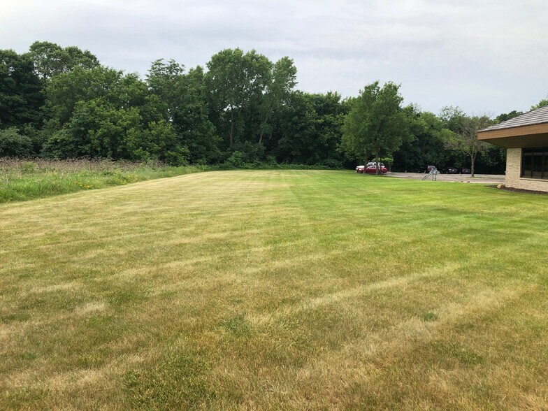 920 Sibley Memorial Hwy, Mendota Heights, MN 55118