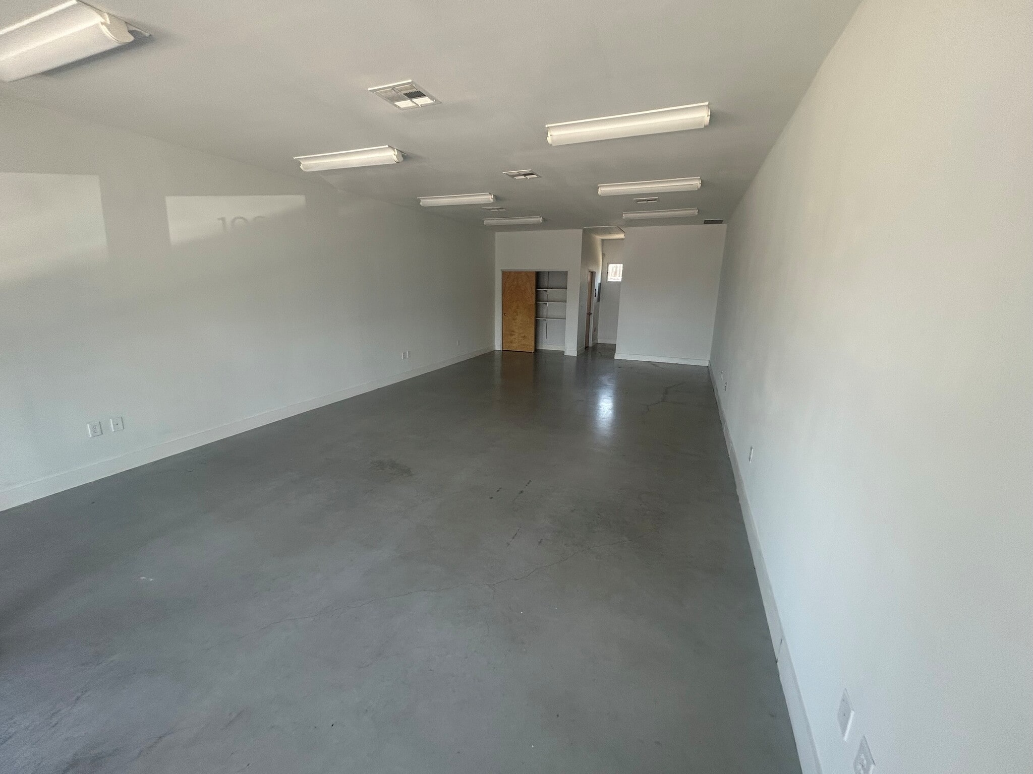 1501 Bunton Creek Rd, Kyle, TX for lease Interior Photo- Image 1 of 5