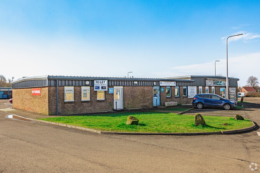 54-64 Dickson St, Dunfermline for sale - Building Photo - Image 1 of 1