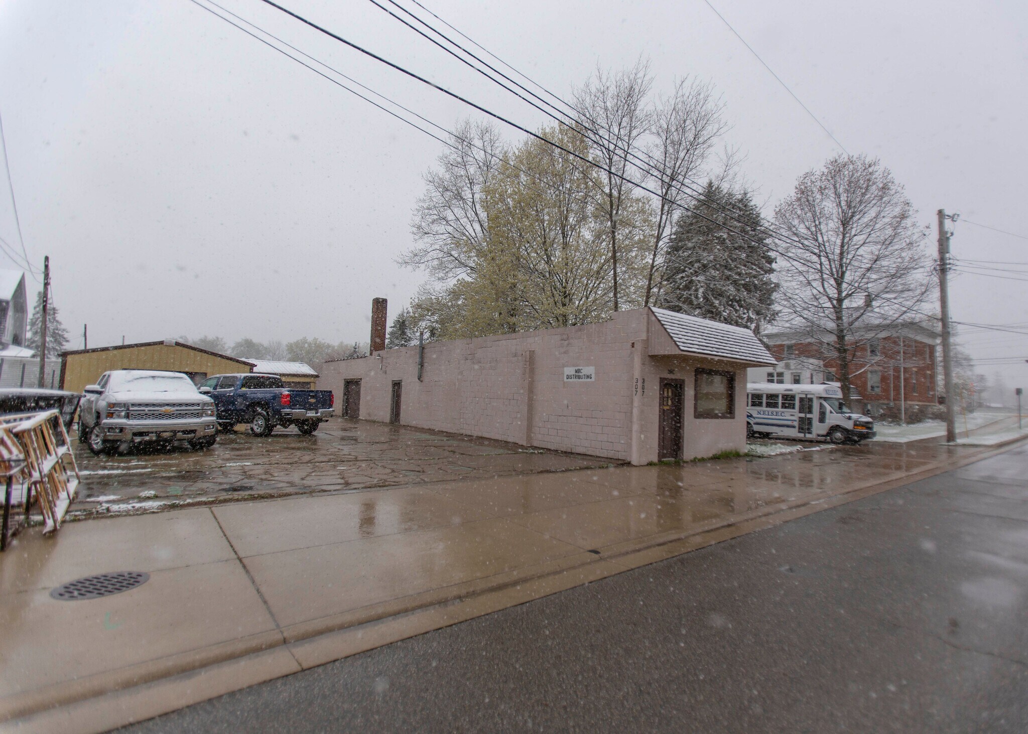 307 W Gilmore St, Angola, IN for sale Primary Photo- Image 1 of 1