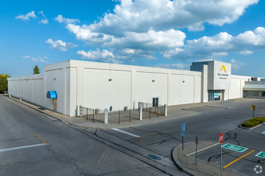 16635 Yonge St, Newmarket, ON for lease - Building Photo - Image 1 of 5