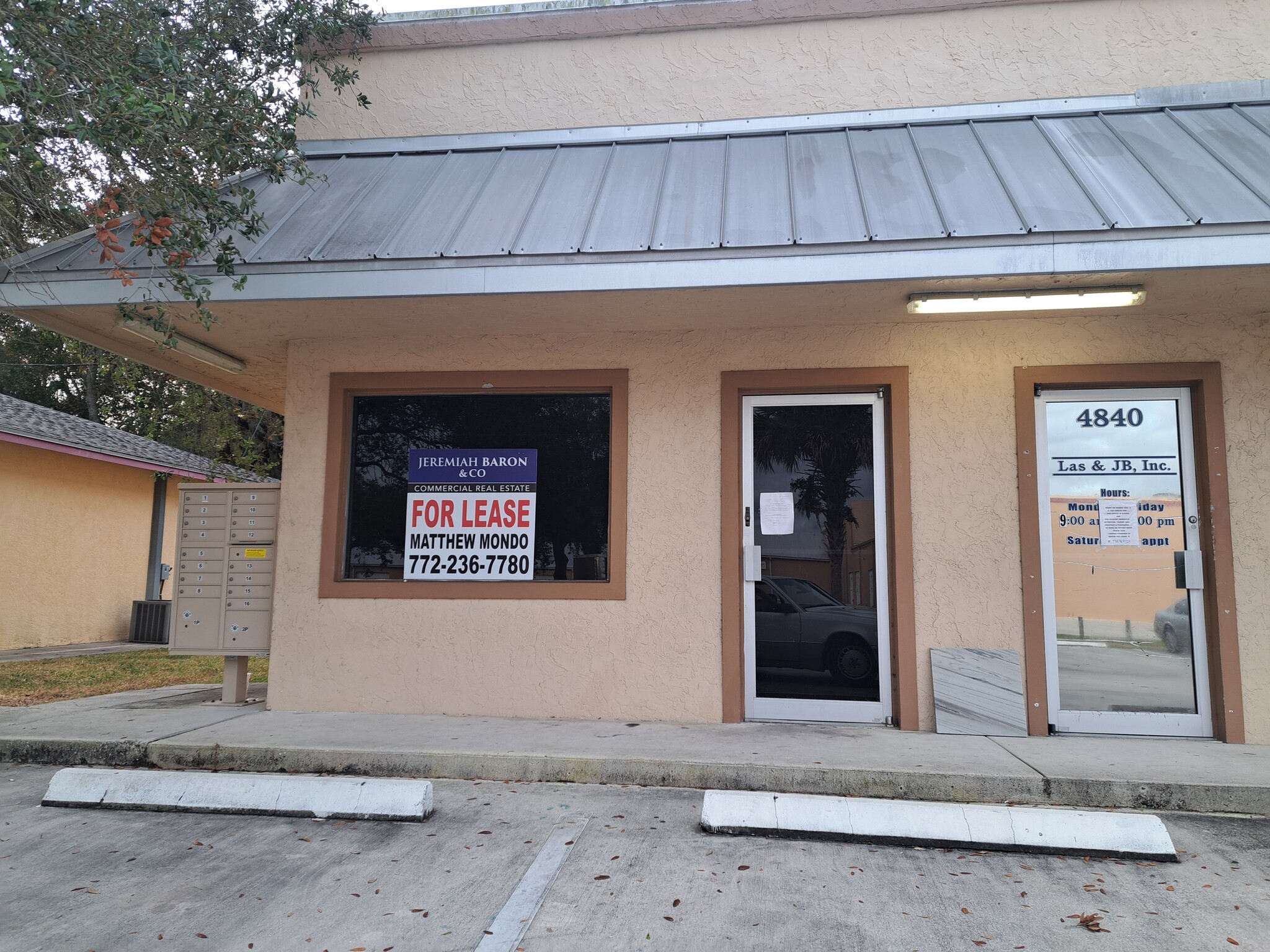 4820-4842 S US Highway 1, Fort Pierce, FL for lease Building Photo- Image 1 of 2