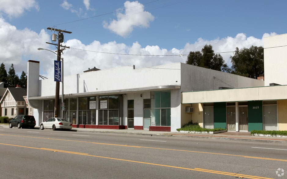 3923 Long Beach Blvd, Long Beach, CA for lease - Building Photo - Image 3 of 5