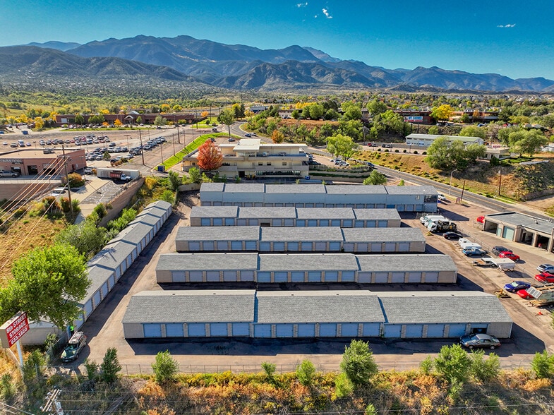 865 W Moreno Ave, Colorado Springs, CO for sale - Primary Photo - Image 1 of 4