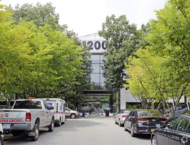 1200 South Ave, Staten Island, NY, 10314 Office Space For Lease